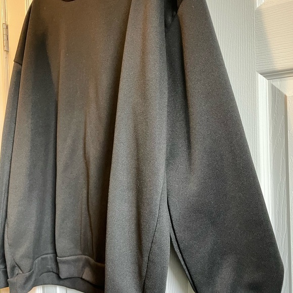 Fleece lined crew neck style sweater - Picture 5 of 9